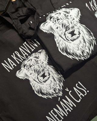 Další zábavná záležitost 😁 Trička a tašky pro farmazikov ✌️ Bílá na černej nikdy nezklame, je to vidět, je to elegantní a...